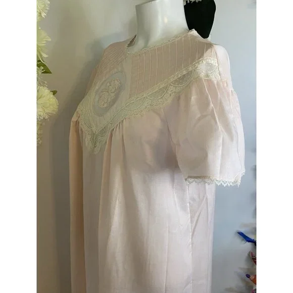 Vintage Gilead Nightgown Cotton Blend Pink Nightie Lace Trim Nightie‎ S USA NWOT